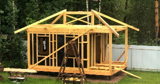Сарай из бруса 100х100 в Моршанске - строительство под ключ | Строй-Мрш от 40912 руб.